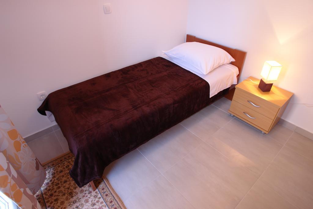 Robinson Bella Appartement Bogomolje Buitenkant foto