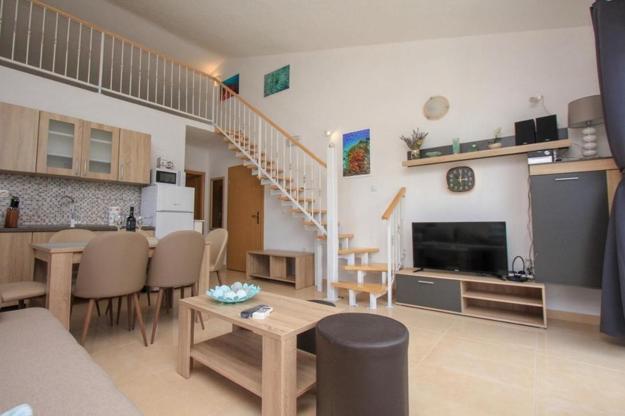 Robinson Bella Appartement Bogomolje Buitenkant foto